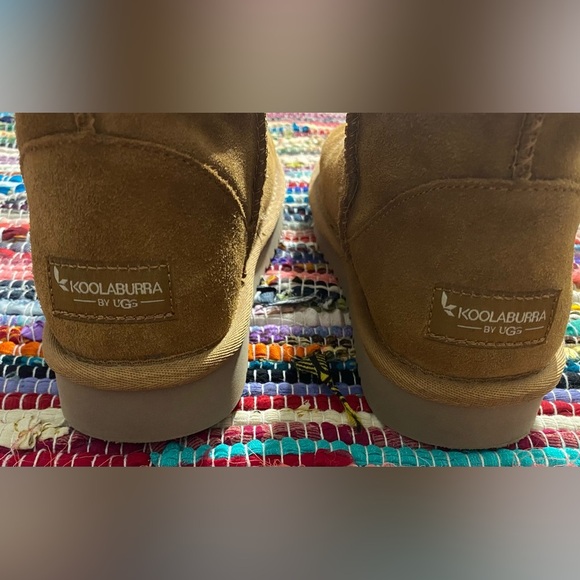 Women’s Koolaburra by UGG Boots, Size 5, Sorry no box - Picture 6 of 7